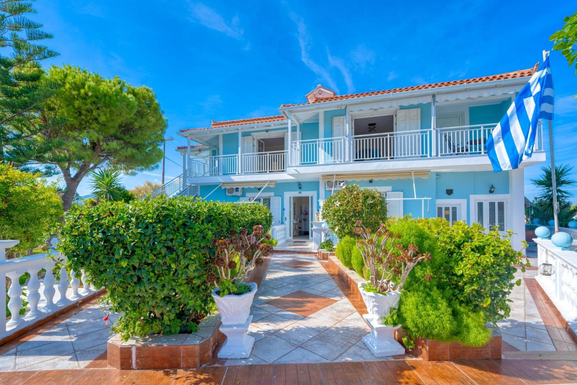 Stathis Beachfront Luxury Rooms Kalamákion 외부 사진
